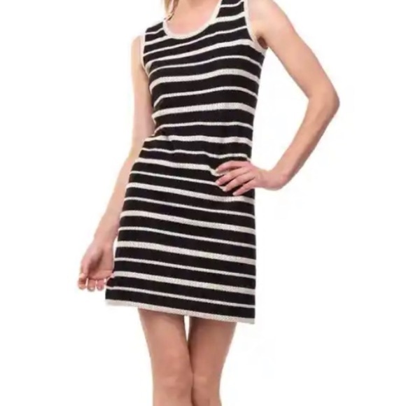 Max Studio Dresses & Skirts - Lovely Sleeveless Short Sheath Black with Cream Rope detail. Super nice! Size M